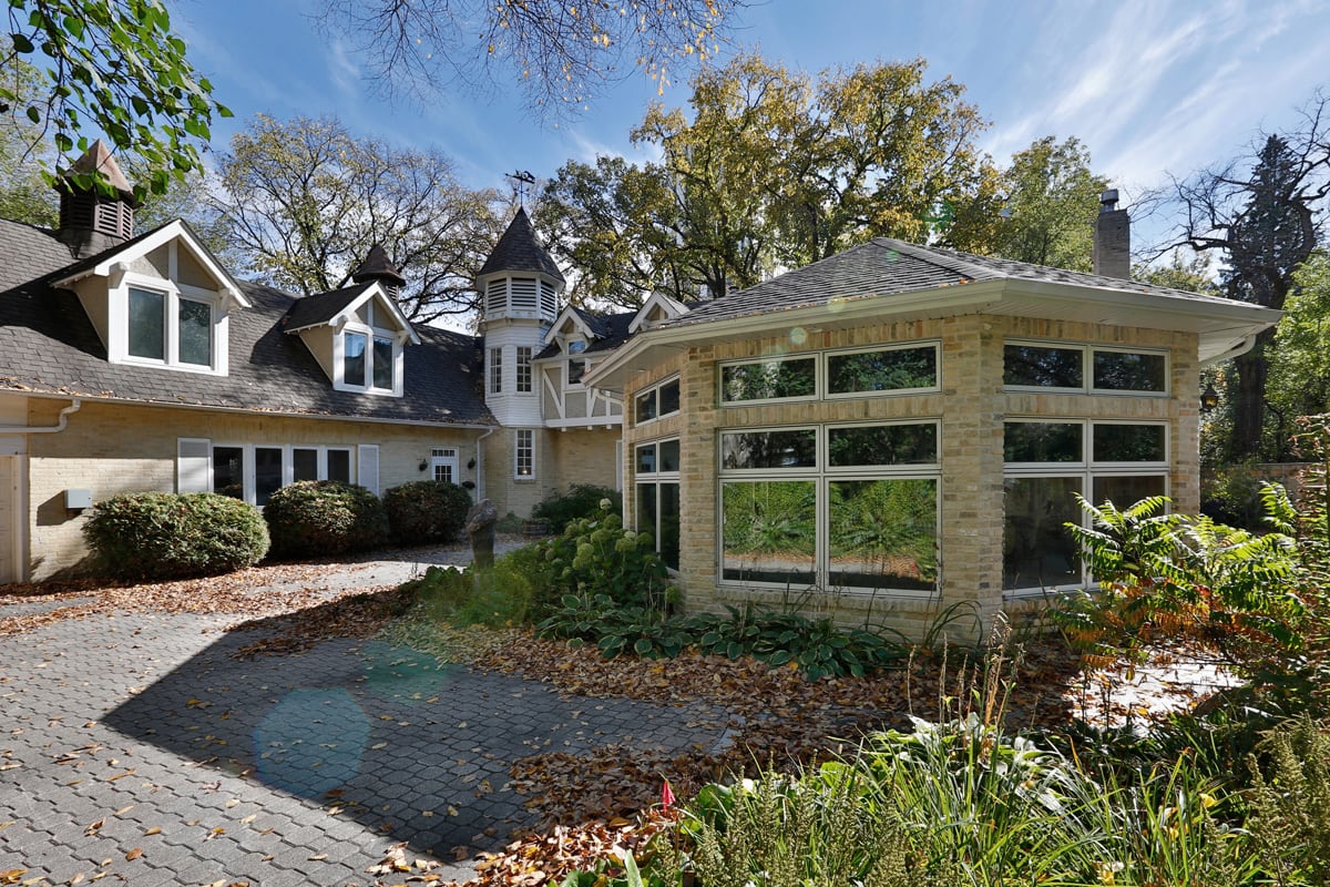 Unit 7 Architecture | Projects - Roslyn Crescent Residence