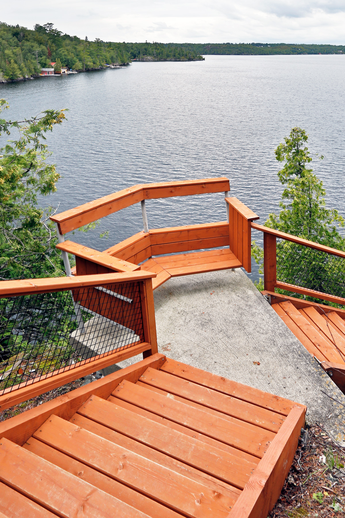 Unit 7 Architecture | Projects - West Hawk Lake Summer Home  - STAIRWAY TO THE LAKE 